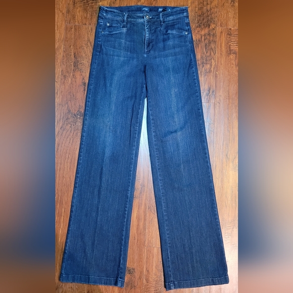 J. Jill Smooth Fit Full Leg Jeans Tall - Picture 2 of 13